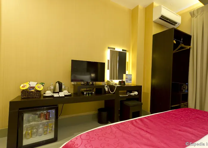 Eloisa Royal Hotel