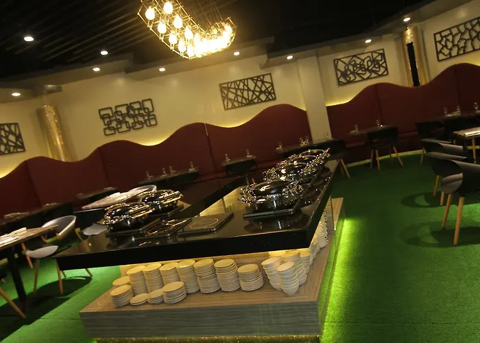 Hotel Eloisa Royal 3*