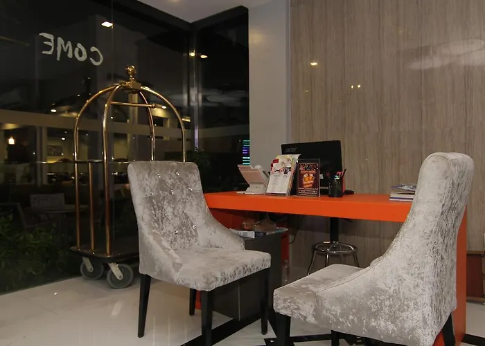 Eloisa Royal Hotel 3*